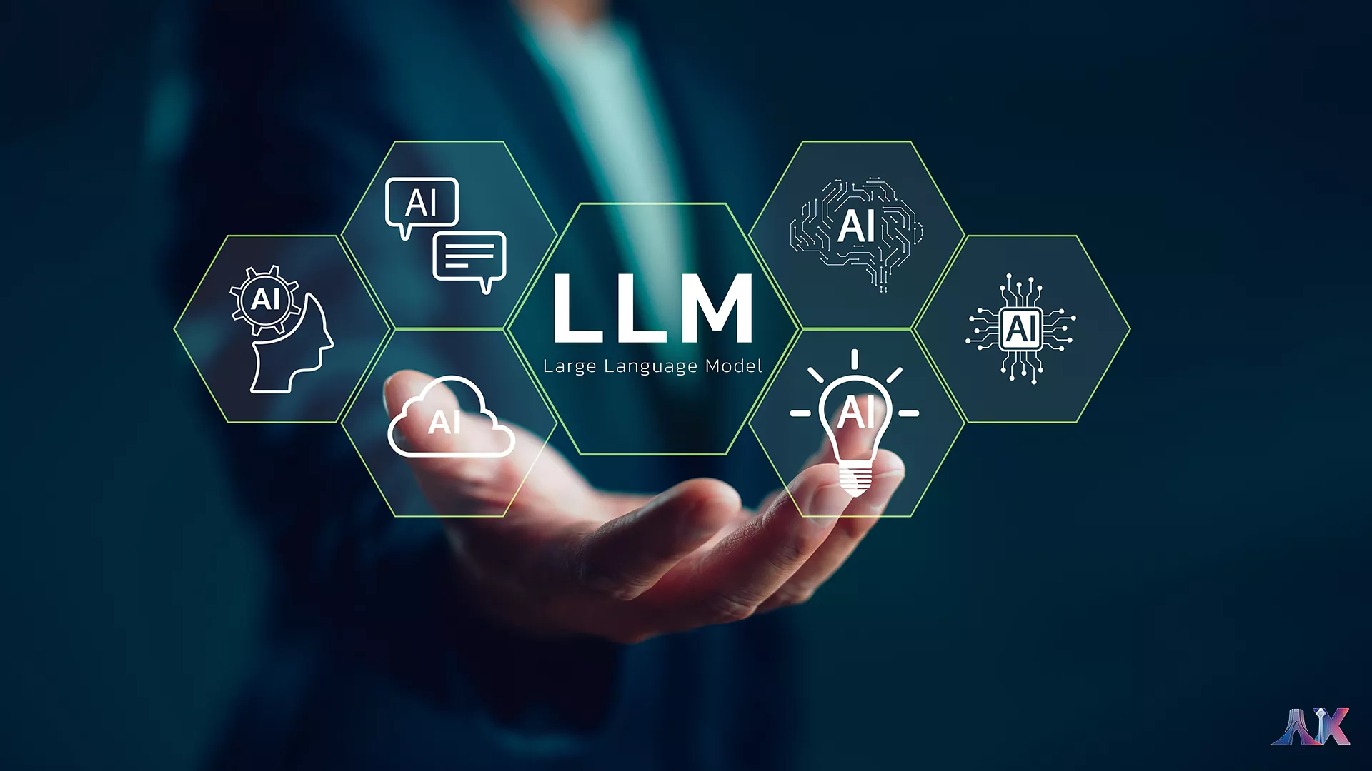 LLM چیست و چه فرقی با هوش مصنوعی دارد؟